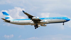 LV-CSX - Airbus A340-313