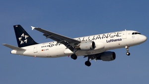 Photo of D-AIPD - Airbus A320-211 operated by Lufthansa