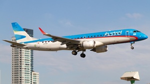 Photo of LV-CET - Embraer ERJ-190AR operated by Austral Líneas Aéreas