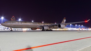 Photo of A6-EHI - Airbus A340-642 operated by Etihad Airways
