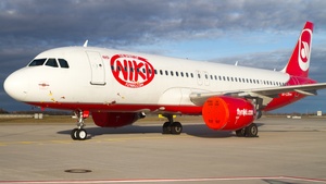 Photo of OE-LOH - Airbus A320-214 operated by Niki
