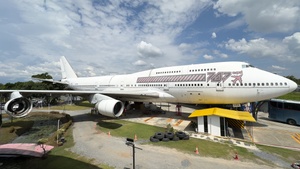 Photo of HS-STA - Boeing 747-422 operated by Private