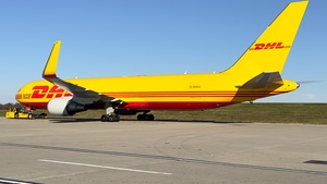 Photo of G-DHLK - Boeing 767-3JHF(ER) operated by DHL Air