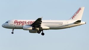 Photo of LY-MLG - Airbus A320-232 operated by Pegasus Airlines (opb Avion Express)