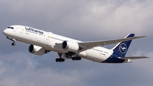 Photo of D-ABPD - Boeing 787-9 Dreamliner operated by Lufthansa