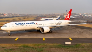Photo of TC-LKB - Boeing 777-36N(ER) operated by Turkish Airlines