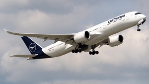 Photo of D-AIVB - Airbus A350-941 operated by Lufthansa
