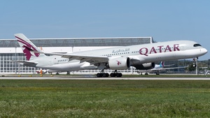 Photo of A7-ALS - Airbus A350-941 operated by Qatar Airways