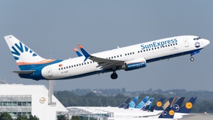 Photo of TC-SOY - Boeing 737-8HC operated by SunExpress