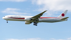 Photo of 80-1111 - Boeing 777-3SB(ER) operated by Japan Air Self-Defense Force