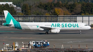 Photo of HL7790 - Airbus A321-231 operated by Air Seoul