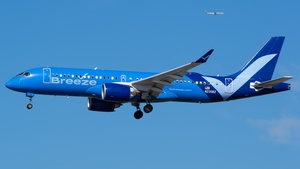 Photo of N230BZ - Airbus A220-300 operated by Breeze Airways