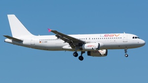 Photo of D-ANDI - Airbus A320-232 operated by LEAV Aviation