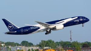 Photo of D-ABPU - Boeing 787-9 Dreamliner operated by Lufthansa