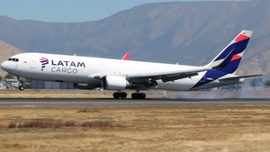 Photo of N568LA - Boeing 767-316(ER)(BCF) operated by LATAM Cargo Colombia