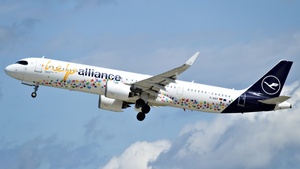 Photo of D-AIEP - Airbus A321-271NX operated by Lufthansa