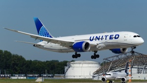 Photo of N45905 - Boeing 787-8 Dreamliner operated by United Airlines