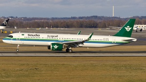 Photo of HZ-ASAE - Airbus A321-251NX operated by Saudia