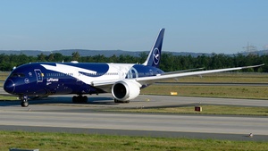 Photo of D-ABPU - Boeing 787-9 Dreamliner operated by Lufthansa