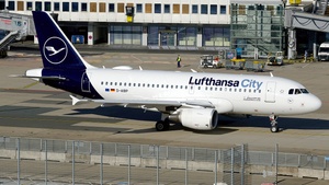 Photo of D-AIBP - Airbus A319-112 operated by Lufthansa CityLine
