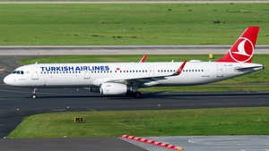 Photo of TC-JTP - Airbus A321-231 operated by Turkish Airlines