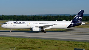 Photo of D-AIST - Airbus A321-231 operated by Lufthansa