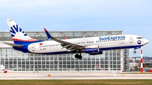 Photo of TC-SEO - Boeing 737-8HC operated by SunExpress