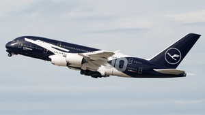 Photo of D-AIMH - Airbus A380-841 operated by Lufthansa