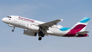 Photo of D-AGWF - Airbus A319-132 operated by Eurowings