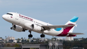 Photo of D-ABGN - Airbus A319-112 operated by Eurowings