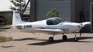 Photo of D-MIAV - Alpi Pioneer 200 Standard operated by Flugzeug-Charter Berlin