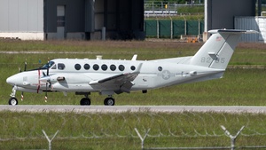 Photo of 168205 - Beechcraft UC-12W Huron operated by US Marine Corps