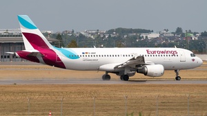 Photo of D-ABHF - Airbus A320-214 operated by Eurowings