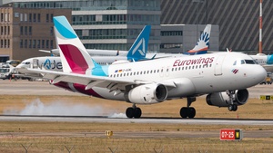 Photo of D-AGWL - Airbus A319-132 operated by Eurowings