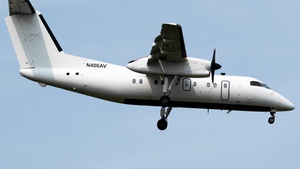 Photo of N406AV - Bombardier DHC-8-201 Dash 8 Q200 operated by Berry Aviation