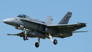 Photo of J-5001 - McDonnell Douglas F/A-18C Hornet operated by Swiss Air Force