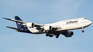 Photo of D-ABYF - Boeing 747-830 operated by Lufthansa