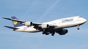 Photo of D-ABYG - Boeing 747-830 operated by Lufthansa