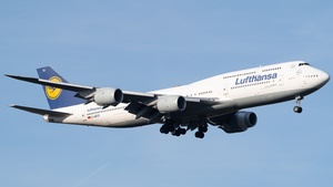 Photo of D-ABYD - Boeing 747-830 operated by Lufthansa