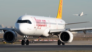 Photo of TC-RFJ - Airbus A321-251NX operated by Pegasus Airlines