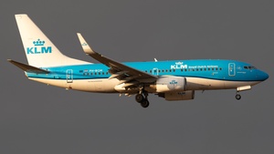 Photo of PH-BGM - Boeing 737-7K2 operated by KLM Royal Dutch Airlines