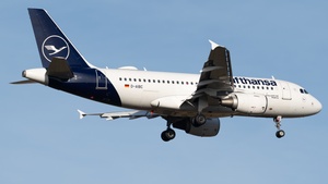 Photo of D-AIBC - Airbus A319-112 operated by Lufthansa