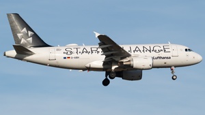 Photo of D-AIBH - Airbus A319-112 operated by Lufthansa
