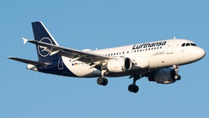 Photo of D-AILF - Airbus A319-114 operated by Lufthansa