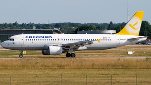 Photo of TC-FHP - Airbus A320-214 operated by Freebird Airlines