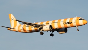 Photo of D-ANLB - Airbus A321-271NX operated by Condor