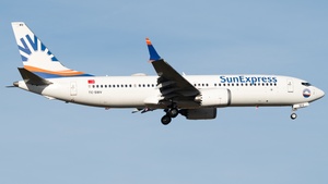 Photo of TC-SMV - Boeing 737 MAX 8 operated by SunExpress