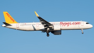 Photo of TC-RFN - Airbus A321-251NX operated by Pegasus Airlines
