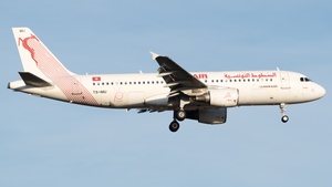 Photo of TS-IMU - Airbus A320-214 operated by Tunisair