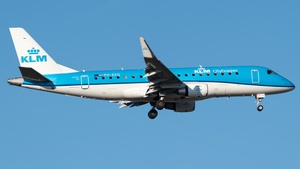 Photo of PH-EXG - Embraer ERJ-175STD operated by KLM Cityhopper